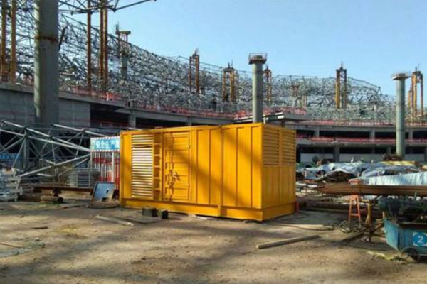 鹿泉发电机出租如何判断空气滤清器是否需要更换？