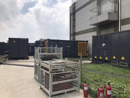 鹿泉除了定期检查，还有哪些方法可以及时发现接触式转速表探头的磨损？